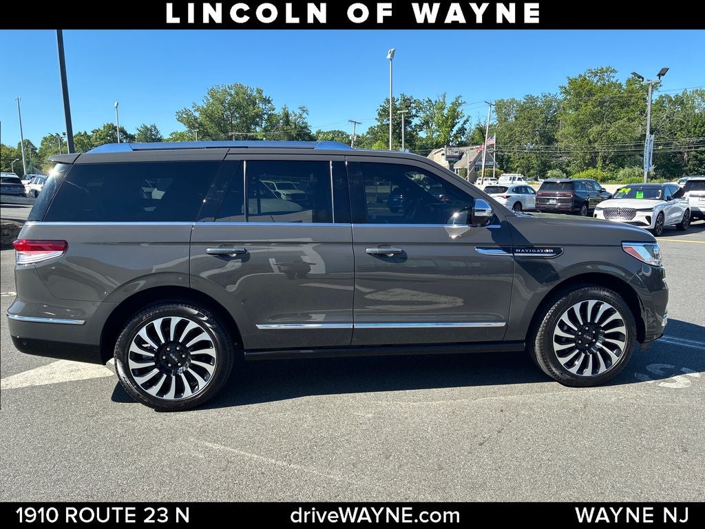 2024 Lincoln Navigator Black Label