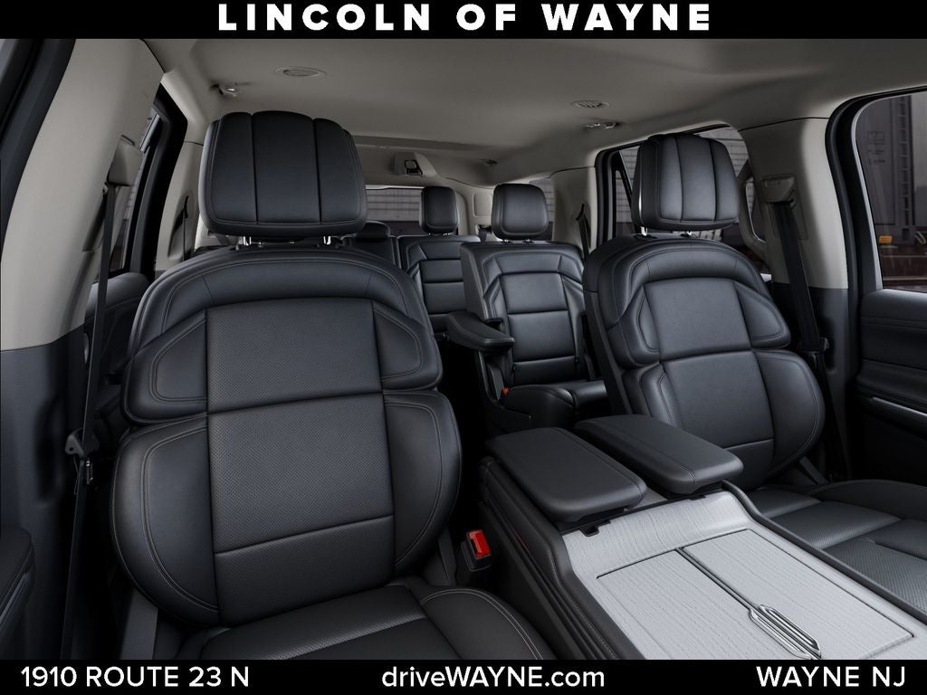 2027 Lincoln Navigator Premiere