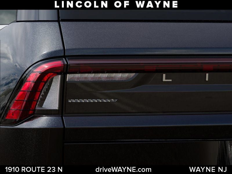 2027 Lincoln Navigator Premiere