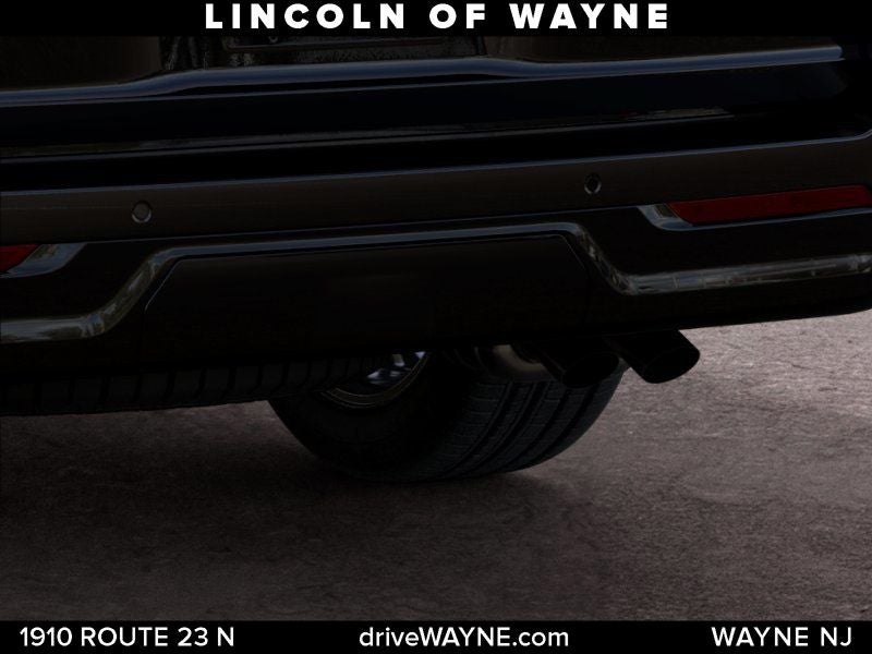 2027 Lincoln Navigator Premiere