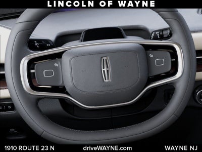 2027 Lincoln Navigator Premiere