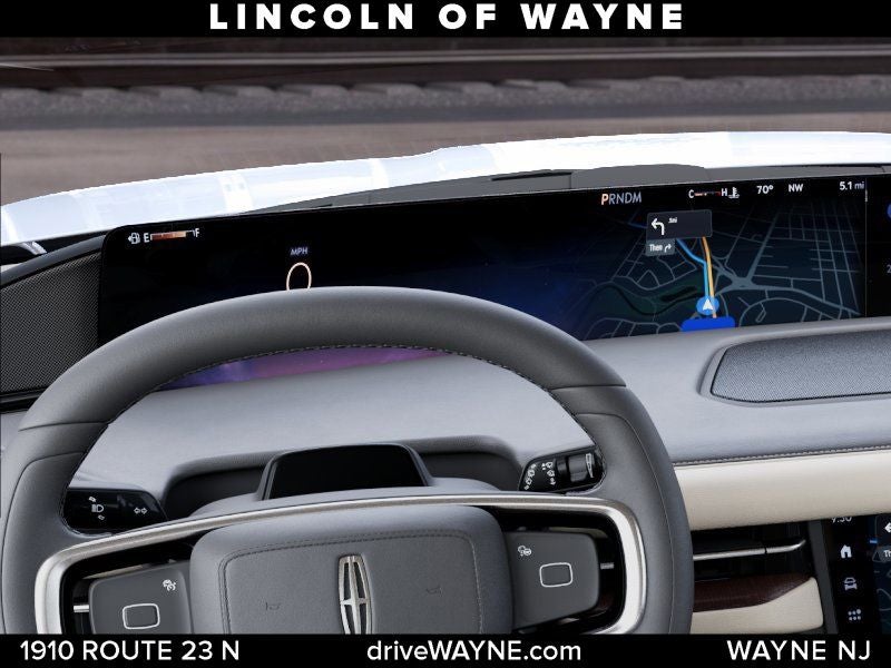 2027 Lincoln Navigator Premiere