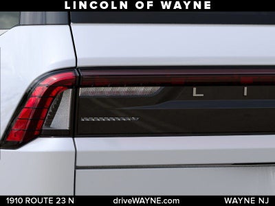 2027 Lincoln Navigator Premiere