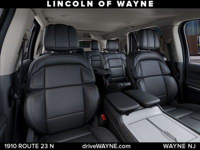 2027 Lincoln Navigator Premiere
