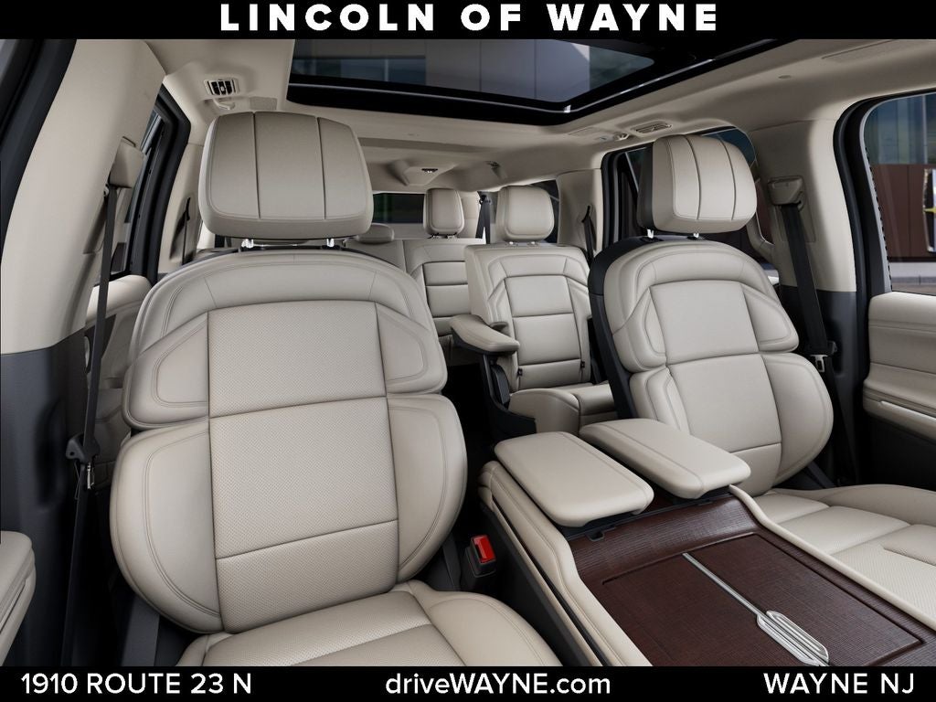 2027 Lincoln Navigator L Reserve