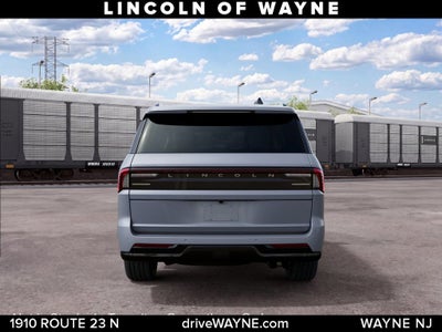 2027 Lincoln Navigator L Reserve