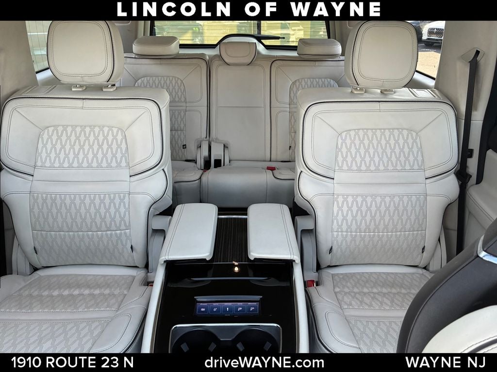 2024 Lincoln Navigator Black Label