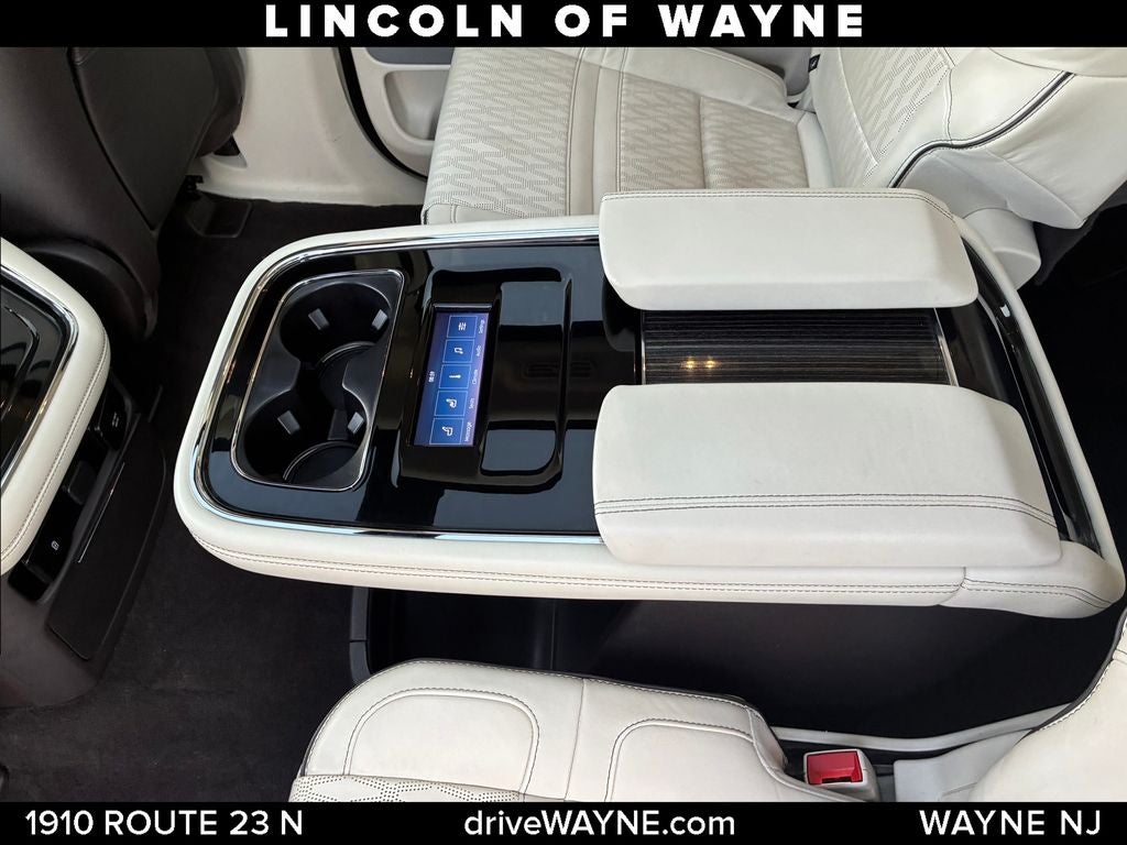 2024 Lincoln Navigator Black Label
