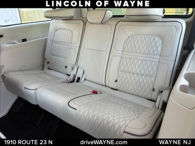 2024 Lincoln Navigator Black Label