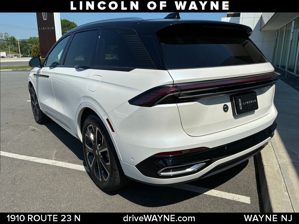 2024 Lincoln Nautilus Reserve