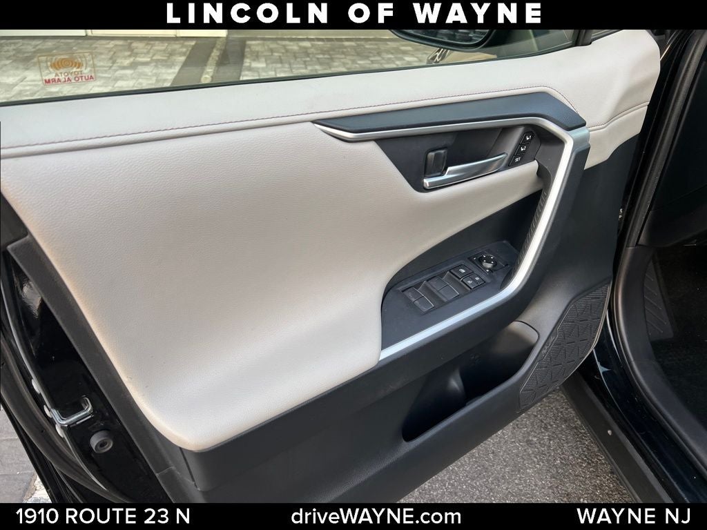 2019 Toyota RAV4 Hybrid Limited