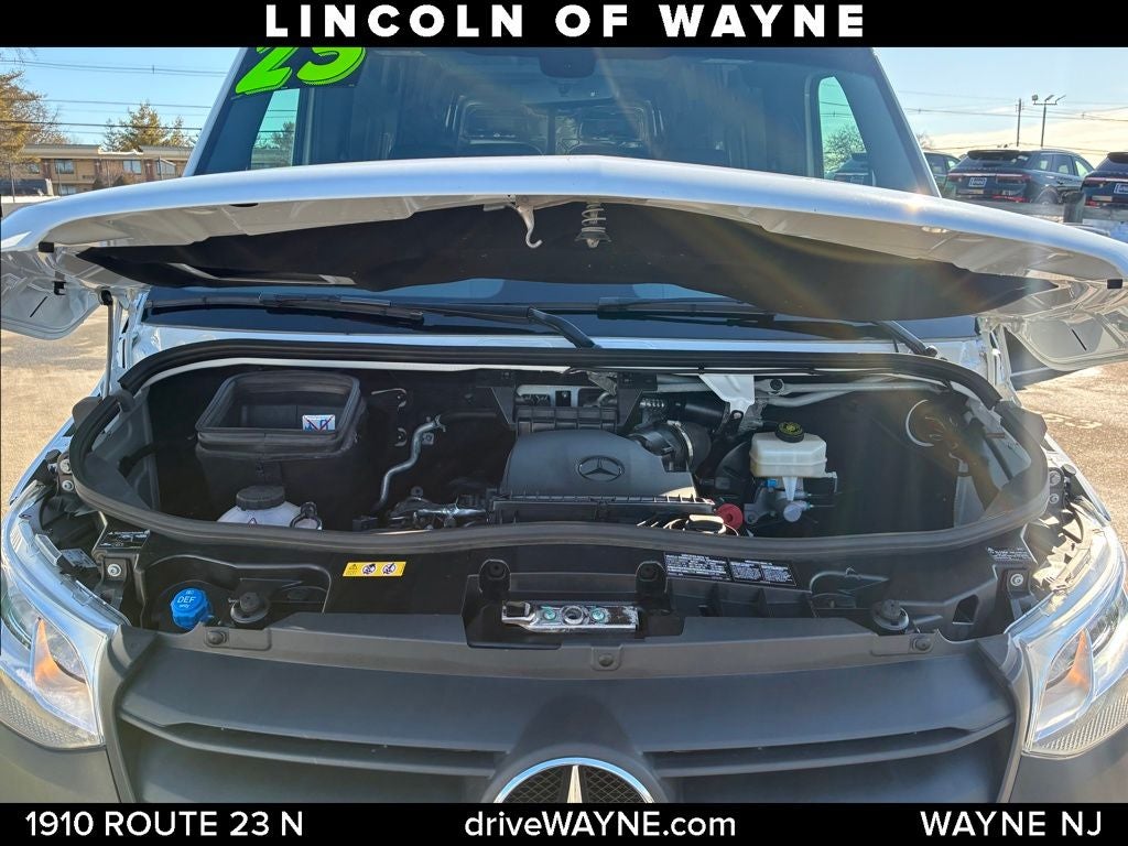 2025 Mercedes-Benz Sprinter 2500 Cargo 144 WB