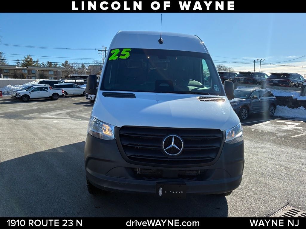 2025 Mercedes-Benz Sprinter 2500 Cargo 144 WB