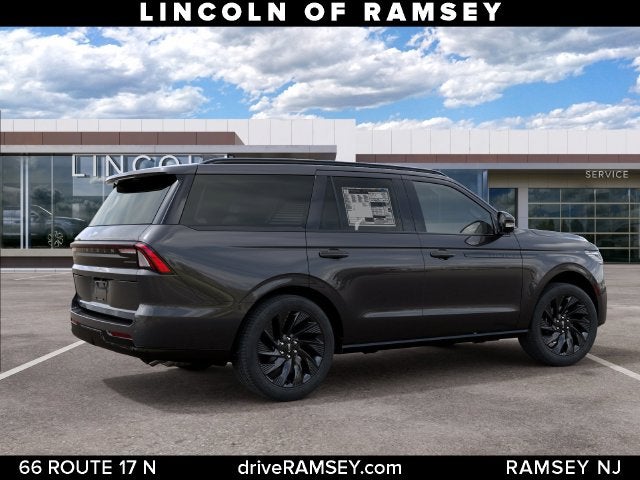 2027 Lincoln Navigator Reserve