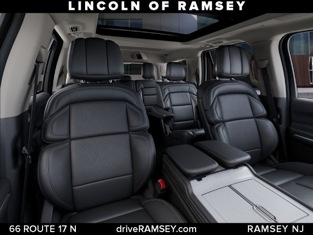 2027 Lincoln Navigator Reserve