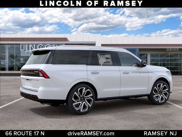 2027 Lincoln Navigator Reserve
