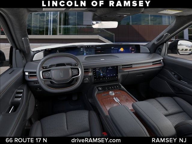 2025 Lincoln Navigator Lincoln Black Label