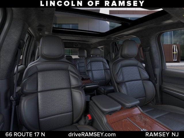 2025 Lincoln Navigator Lincoln Black Label