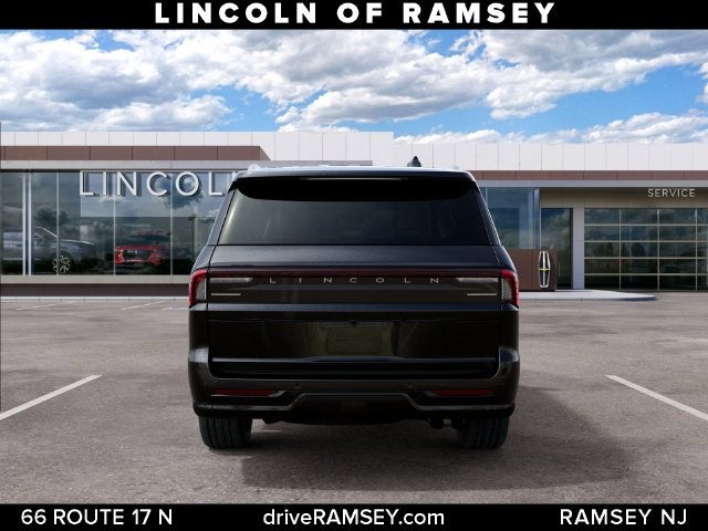 2027 Lincoln Navigator Reserve L