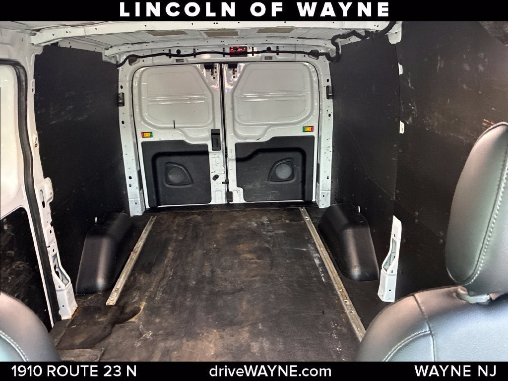 2023 Ford Transit-250 T-250 130" Low Rf 9070 GVWR RWD