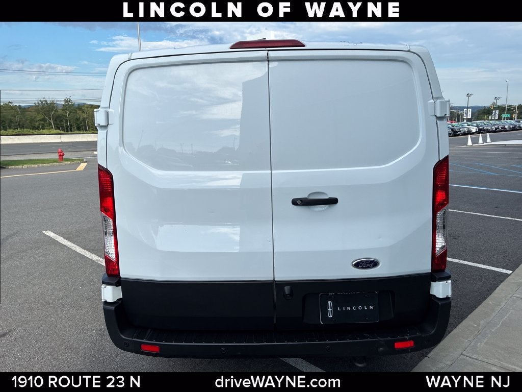 2023 Ford Transit-250 T-250 130" Low Rf 9070 GVWR RWD