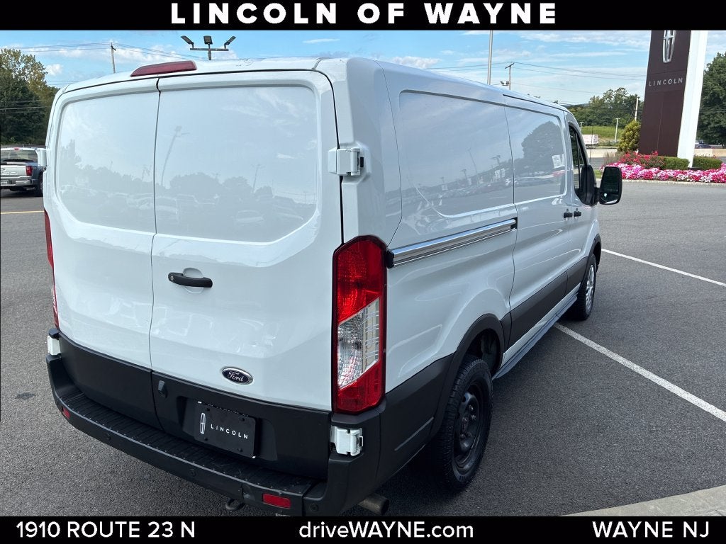 2023 Ford Transit-250 T-250 130" Low Rf 9070 GVWR RWD