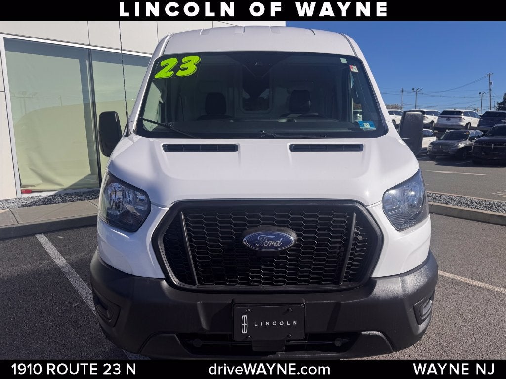 2023 Ford Transit-350 T-350 130" Med Rf 9500 GVWR RWD