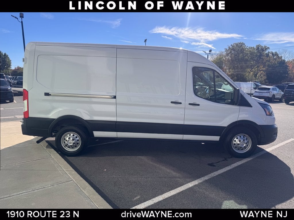 2023 Ford Transit-350 T-350 130" Med Rf 9500 GVWR RWD