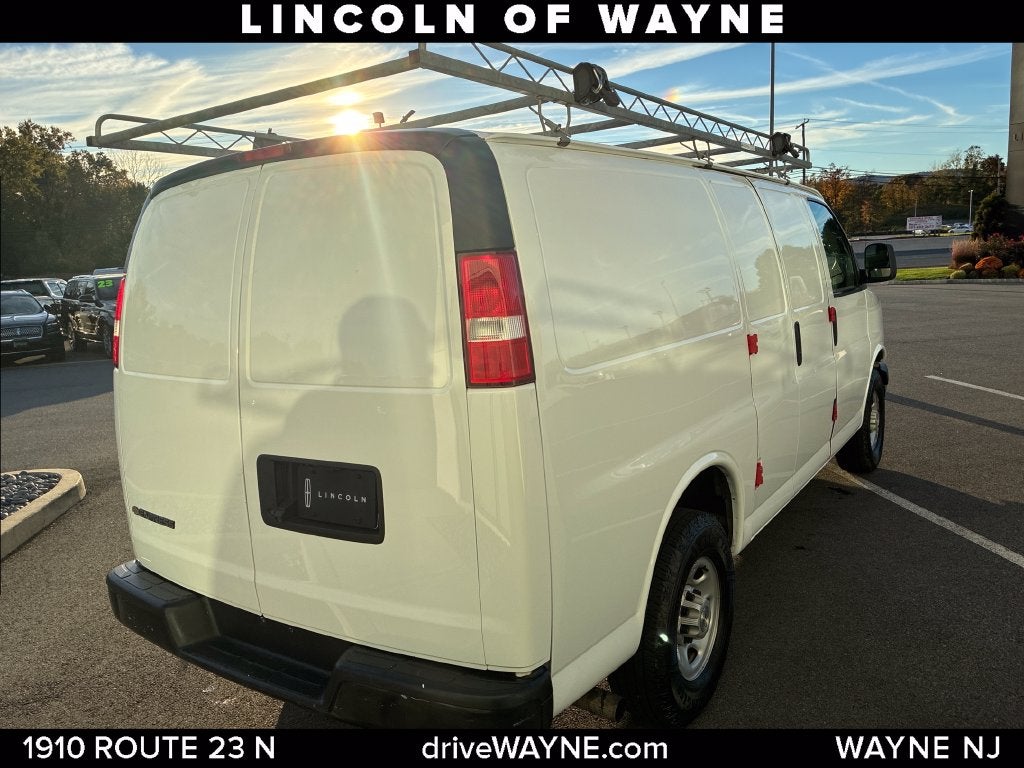 2021 Chevrolet Express 2500 Work Van Cargo