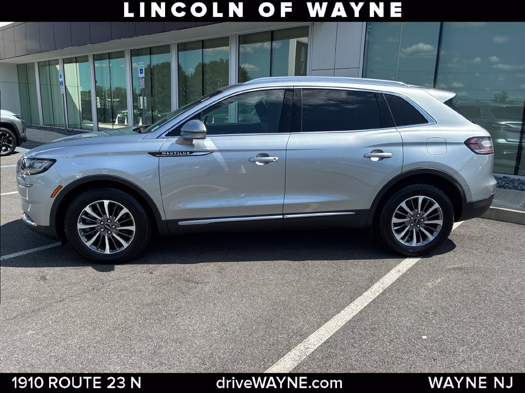 2023 Lincoln Nautilus Standard