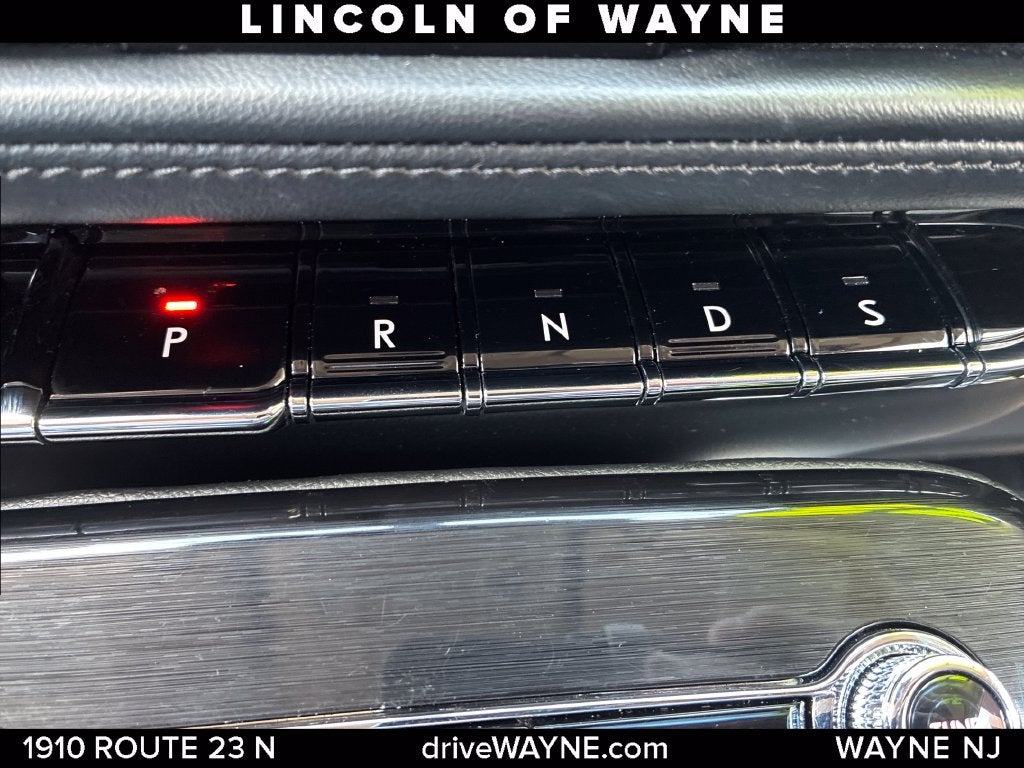 2023 Lincoln Nautilus Standard