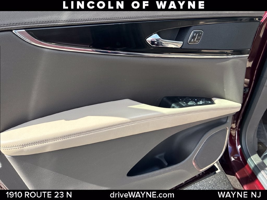 2023 Lincoln Nautilus Standard