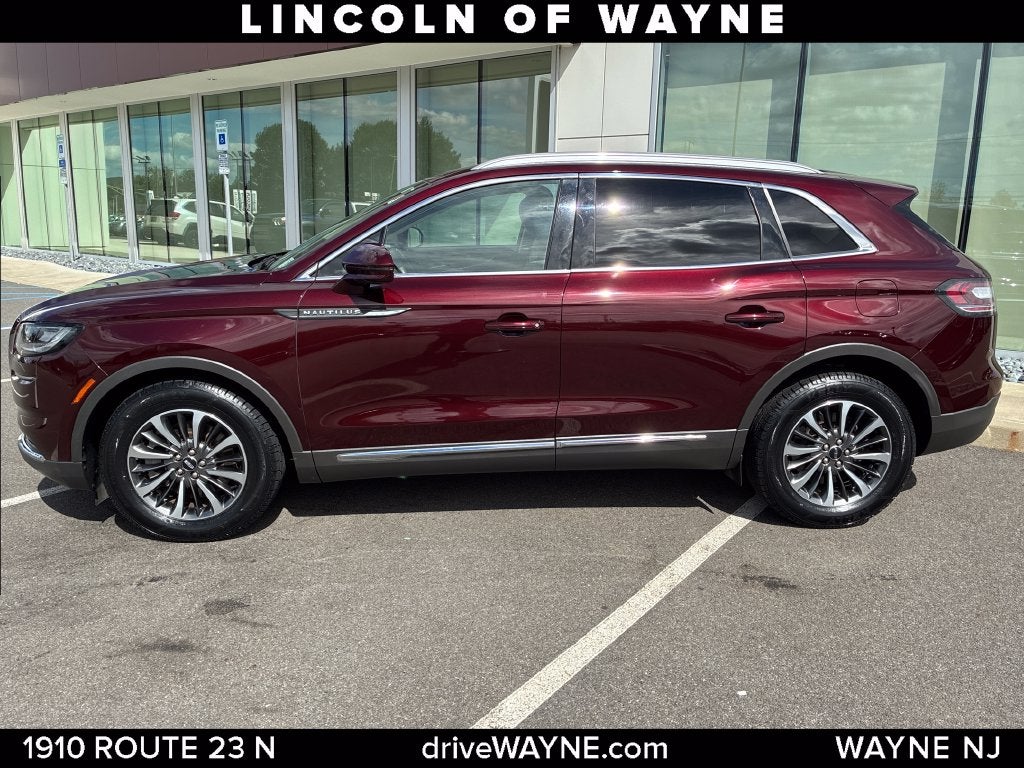 2023 Lincoln Nautilus Standard