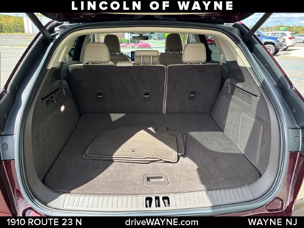 2023 Lincoln Nautilus Standard