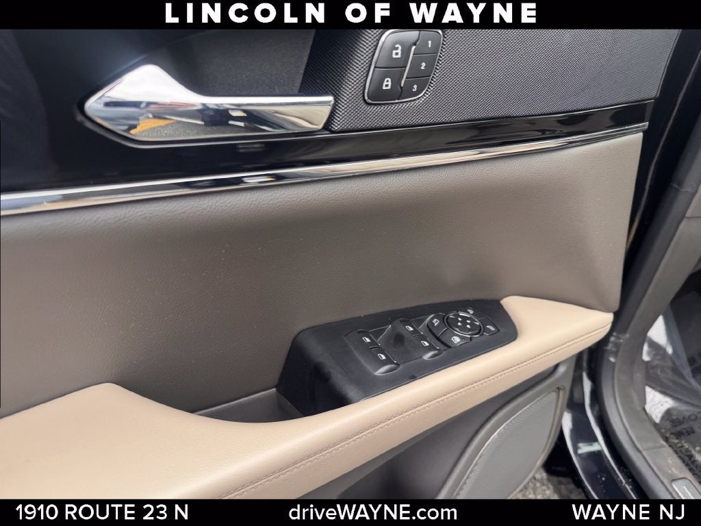 2022 Lincoln Nautilus Standard
