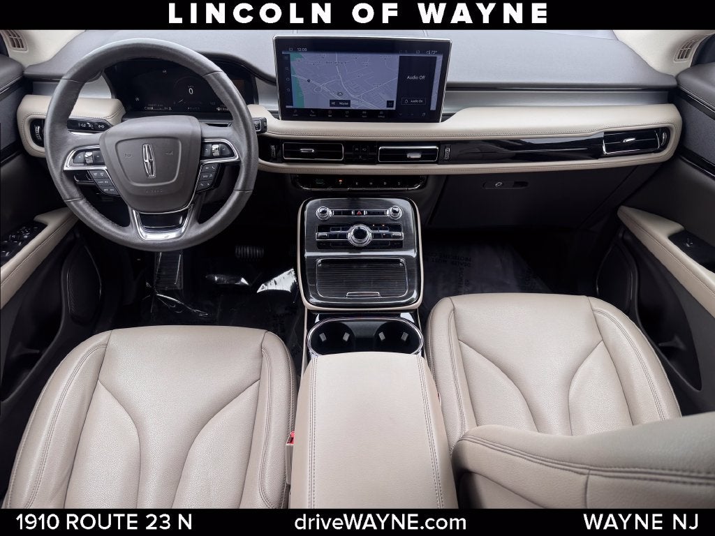 2022 Lincoln Nautilus Standard