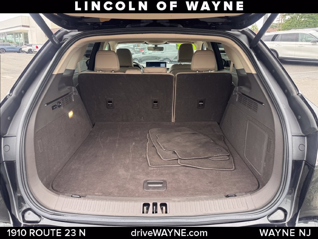 2022 Lincoln Nautilus Standard