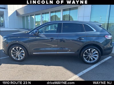2022 Lincoln Nautilus Reserve