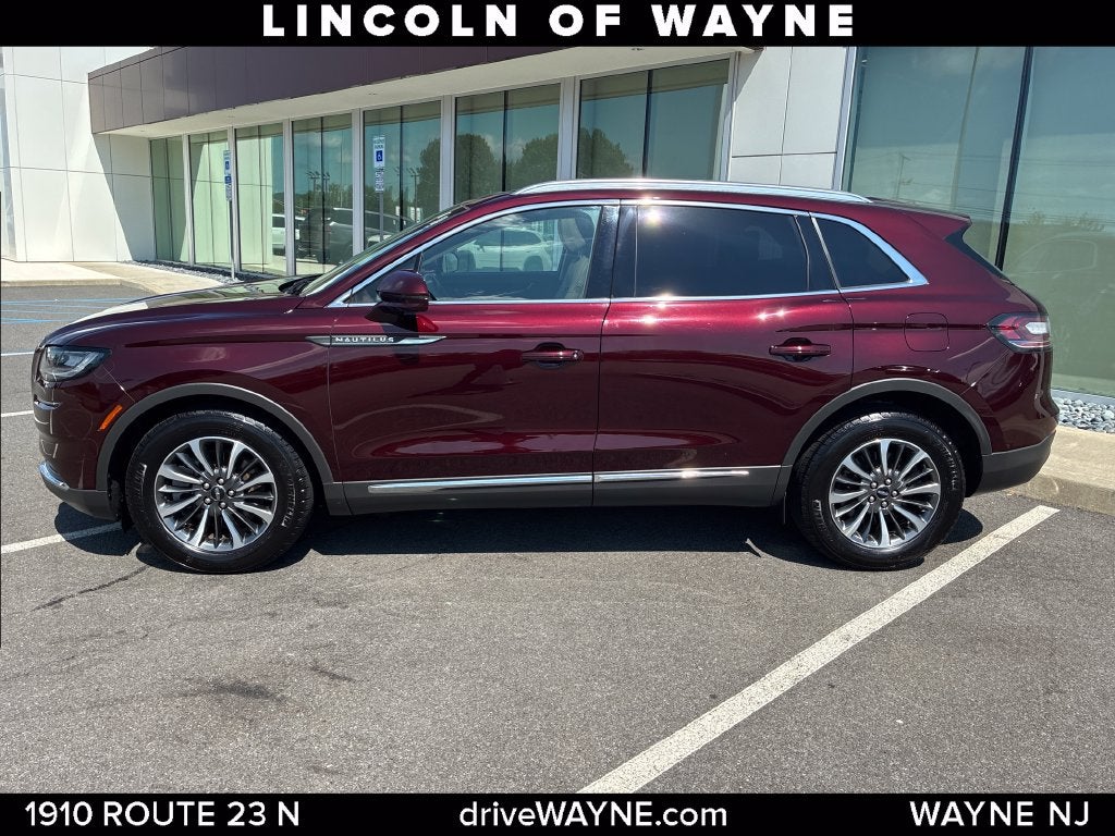 2023 Lincoln Nautilus Reserve
