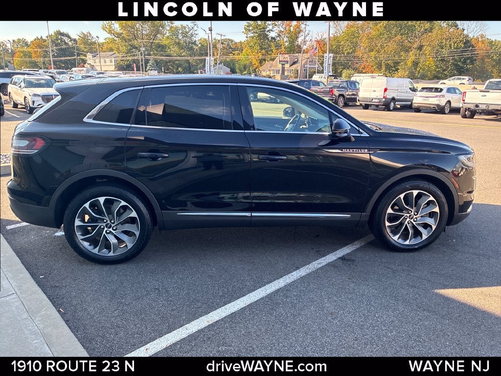 2023 Lincoln Nautilus Reserve