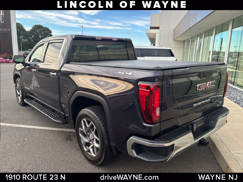 2022 GMC Sierra 1500 SLT