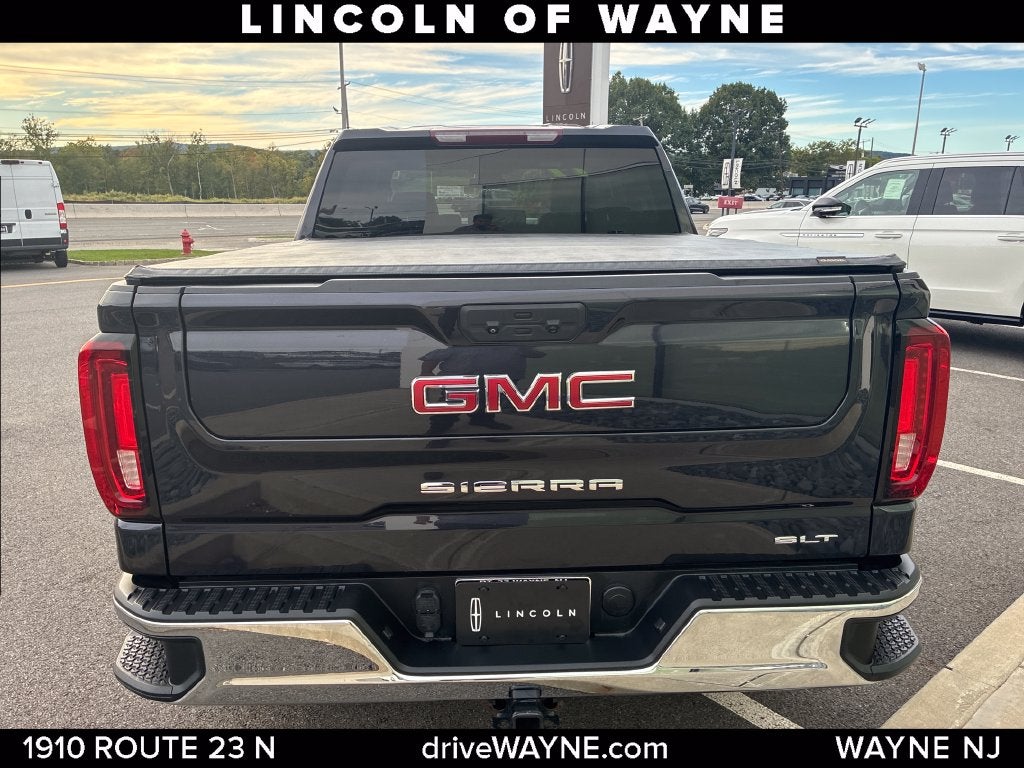 2022 GMC Sierra 1500 SLT