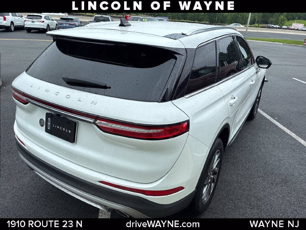 2022 Lincoln Corsair Standard