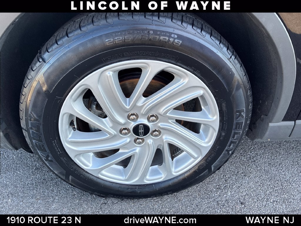 2023 Lincoln Corsair Standard