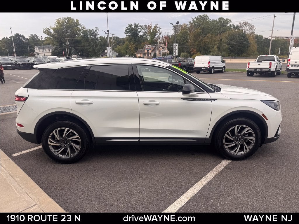 2024 Lincoln Corsair Premiere