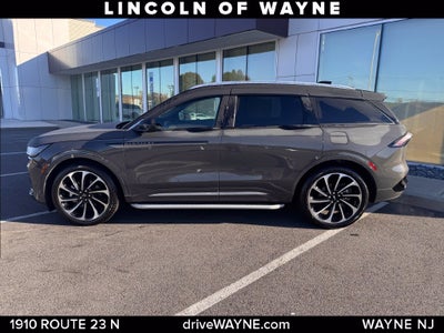2024 Lincoln Nautilus Black Label