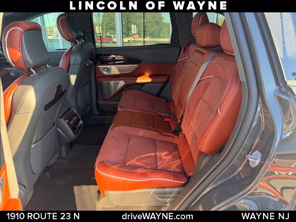 2024 Lincoln Nautilus Black Label