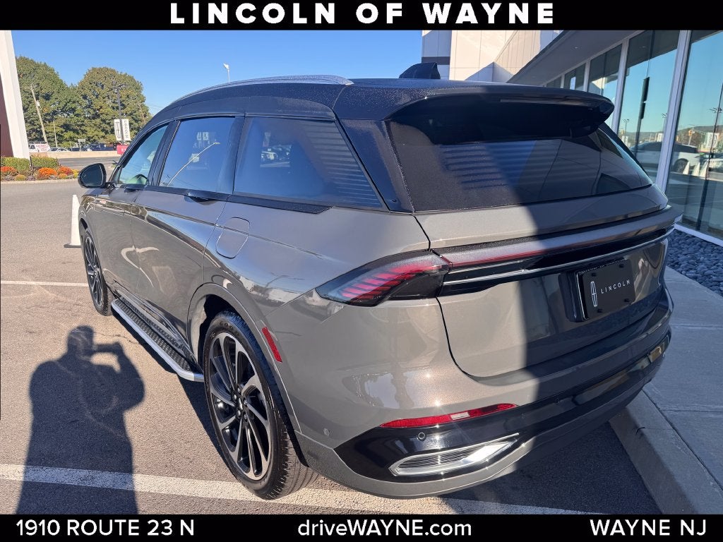 2024 Lincoln Nautilus Black Label