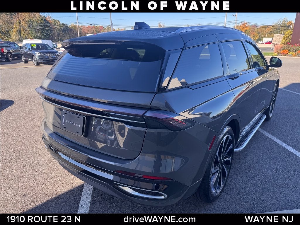 2024 Lincoln Nautilus Black Label