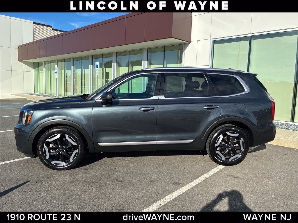 2023 Kia Telluride S